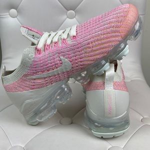 🎉🎈Nike Air Vapormax Flyknit -  pink white🎉🎈🥰